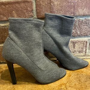 Brian Atwood grey heather stretch knit fabric peep toe heeled booties‎